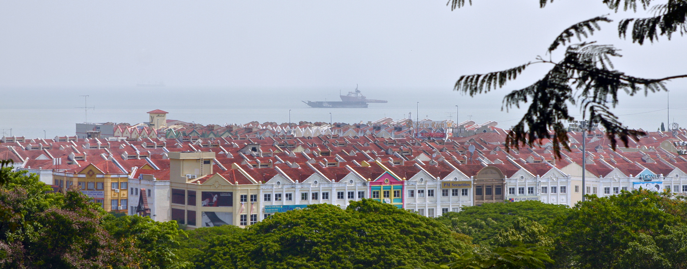 malaysia guillohmz licensed