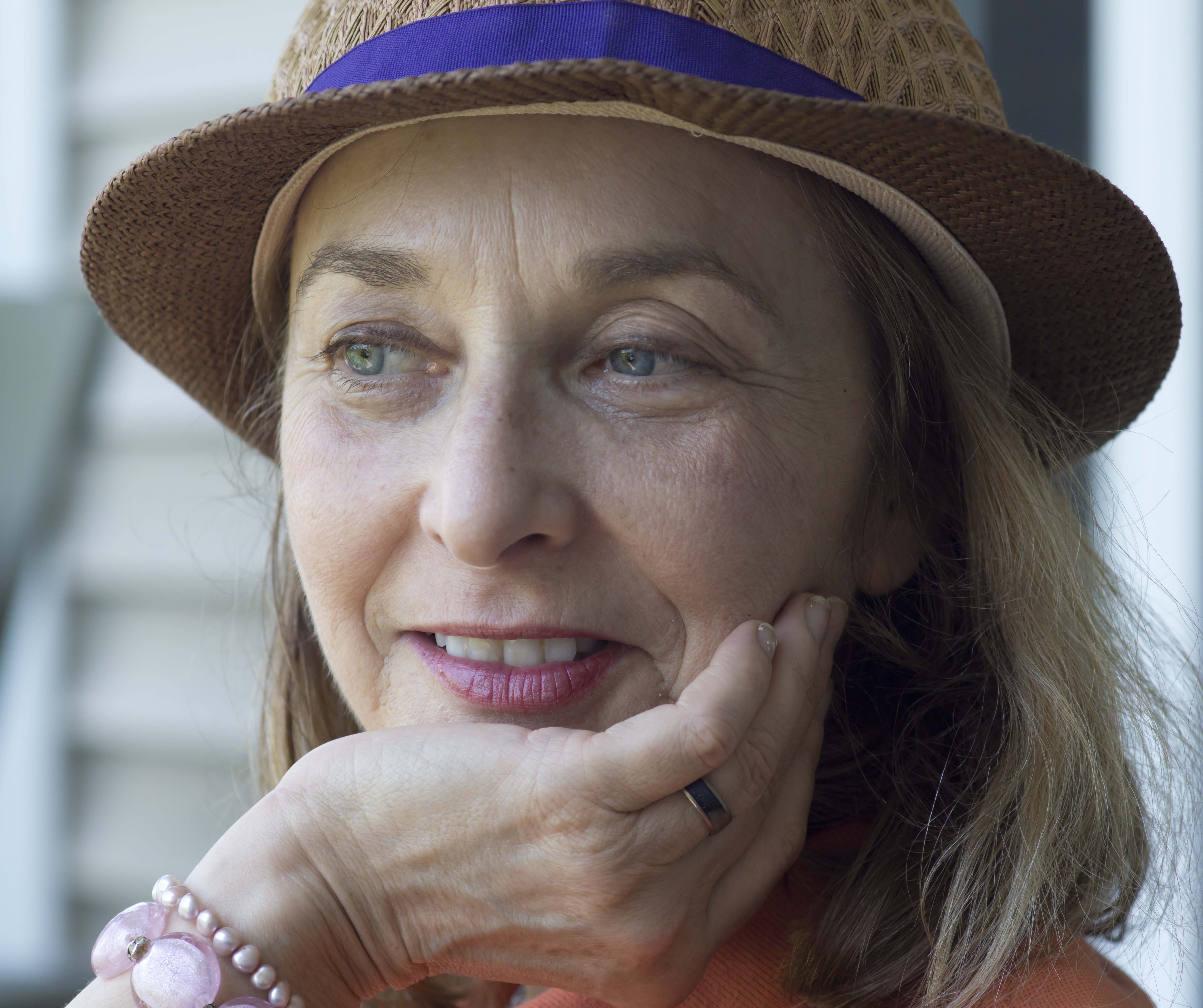 Country_201407126765_Anne copy